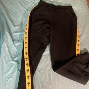 Forever 21 yellow rose sweatpants